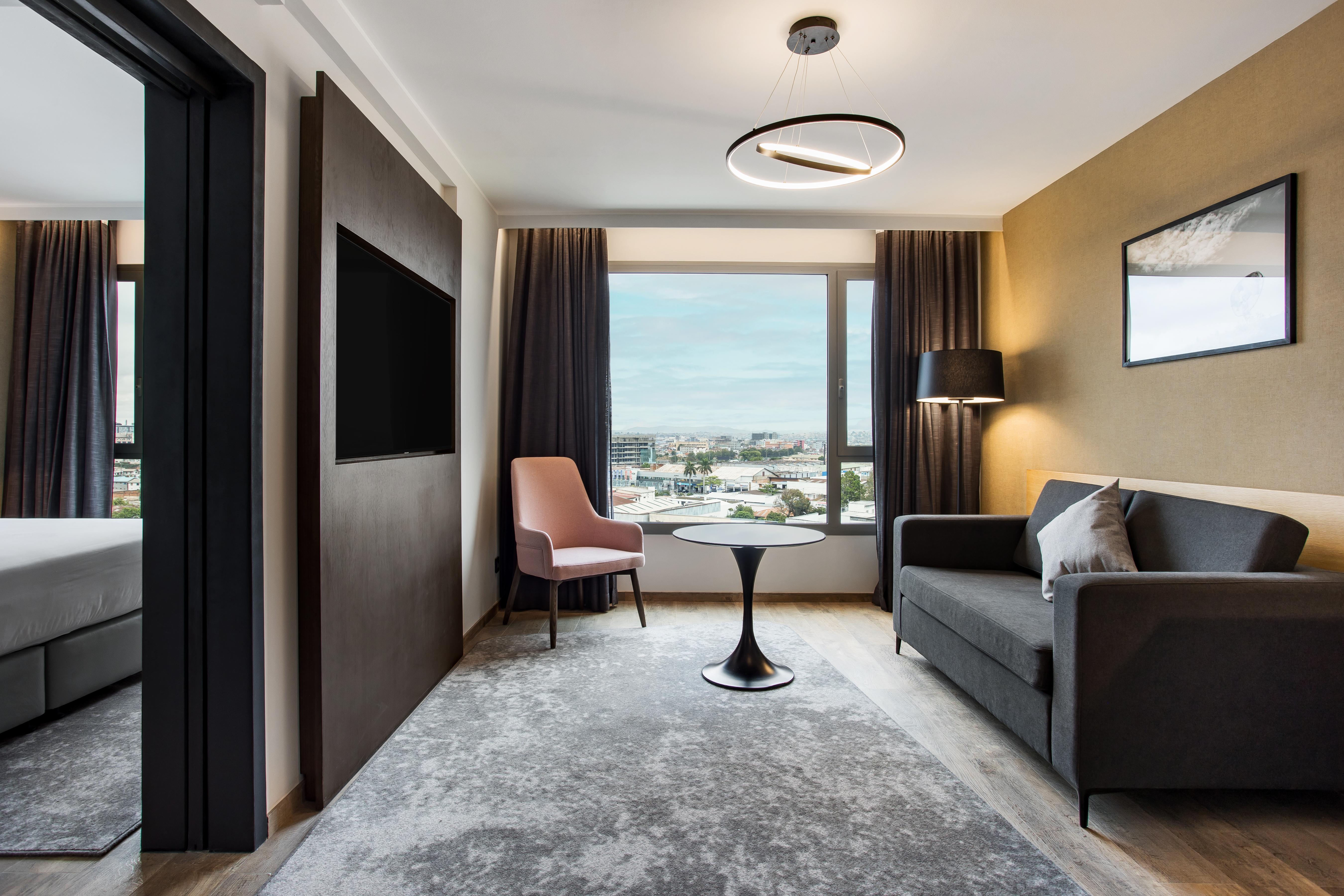 Radisson Serviced Apartments Antananarivo City Centre Exterior photo