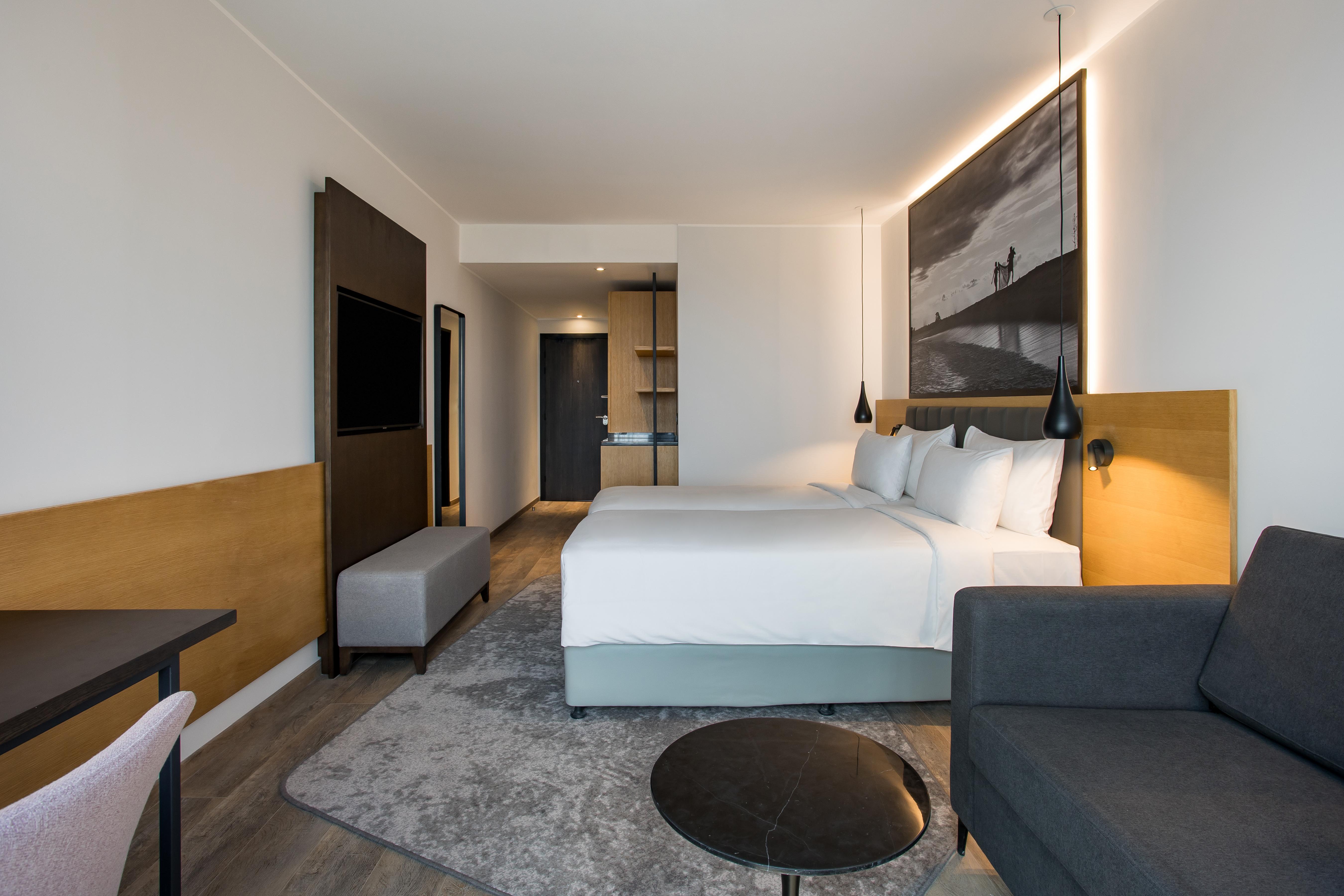 Radisson Serviced Apartments Antananarivo City Centre Exterior photo