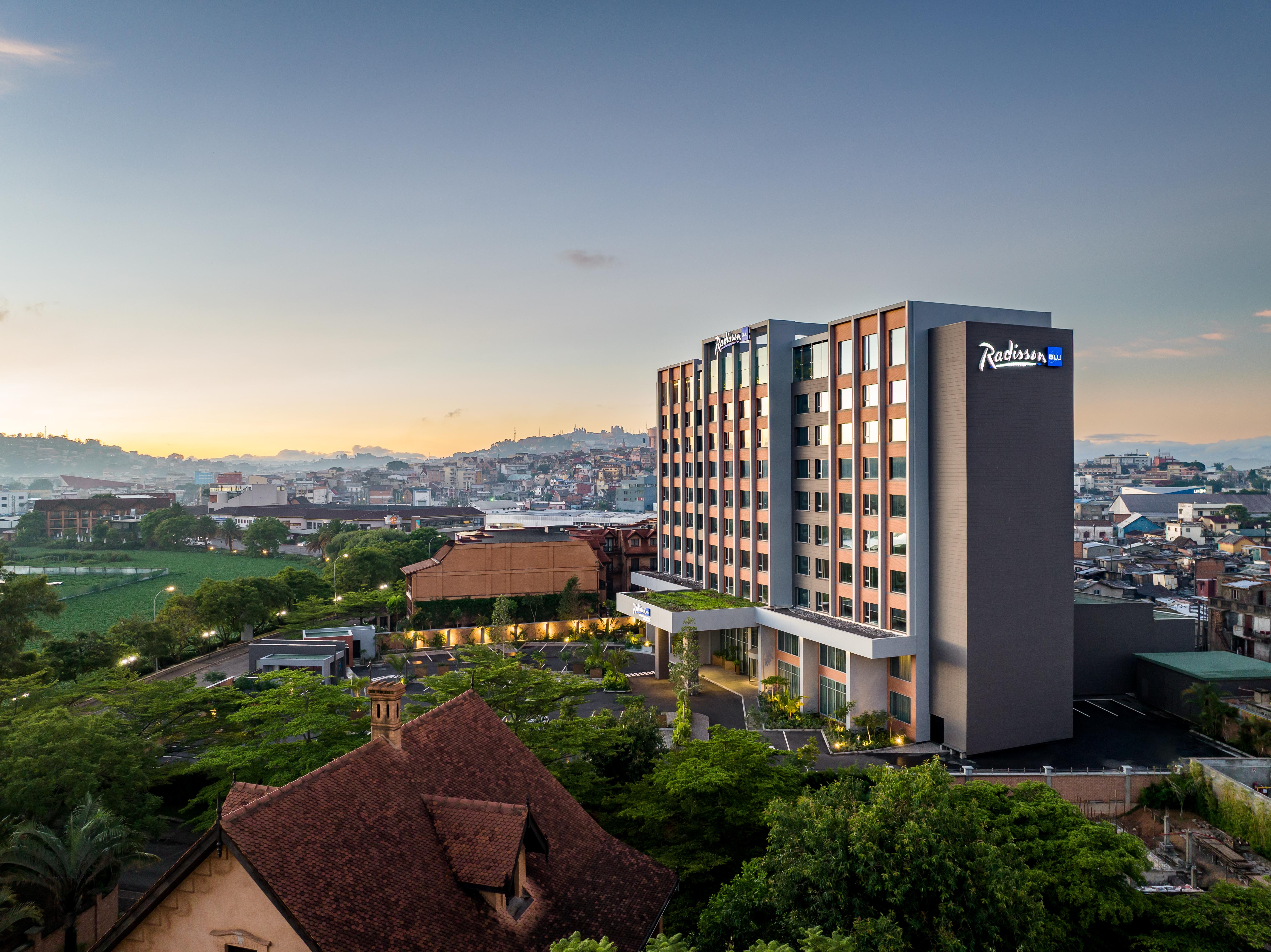Radisson Serviced Apartments Antananarivo City Centre Exterior photo
