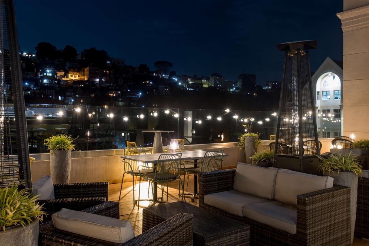 Radisson Serviced Apartments Antananarivo City Centre Exterior photo